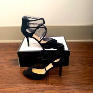 Black Strappy Size 9 Heels